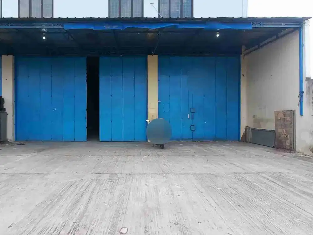 disewakan gudang 3 lantai dan berLIFT di Bekasi timur