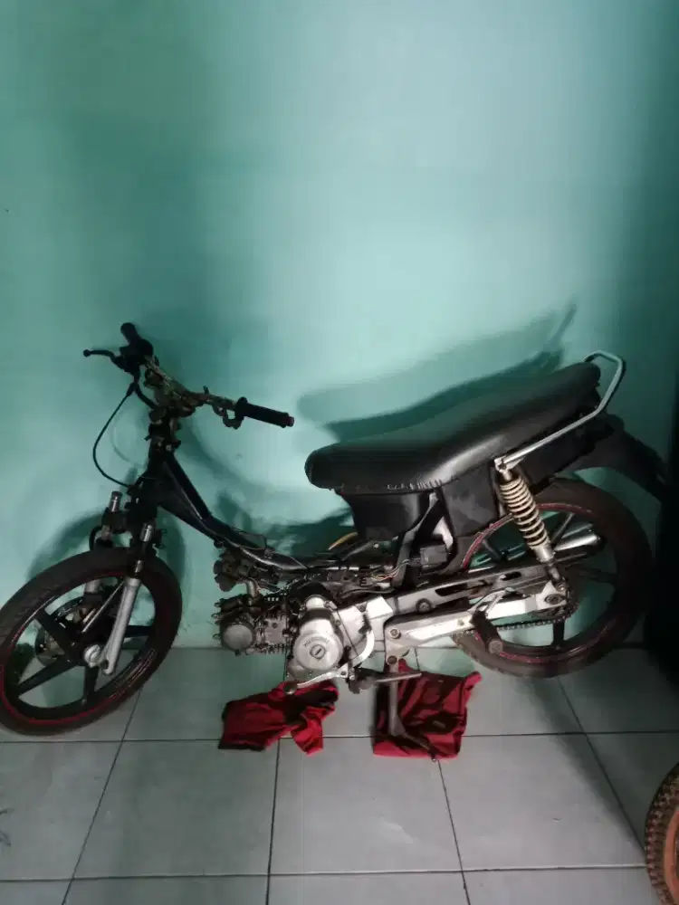 JUAL BU SUZUKI SMASH 2005 SURAT LENGKAP