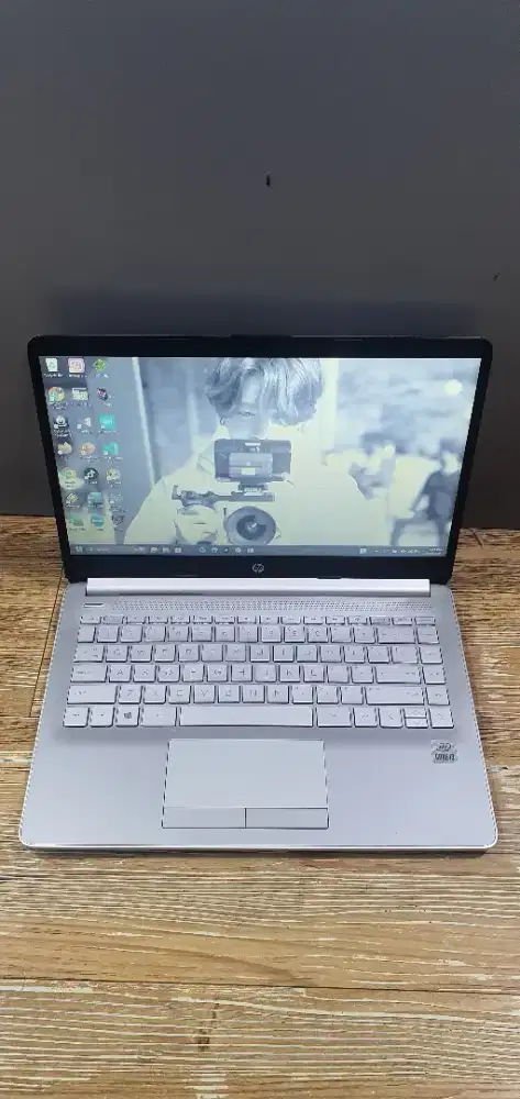 Hp 14s core i3 gen 10.