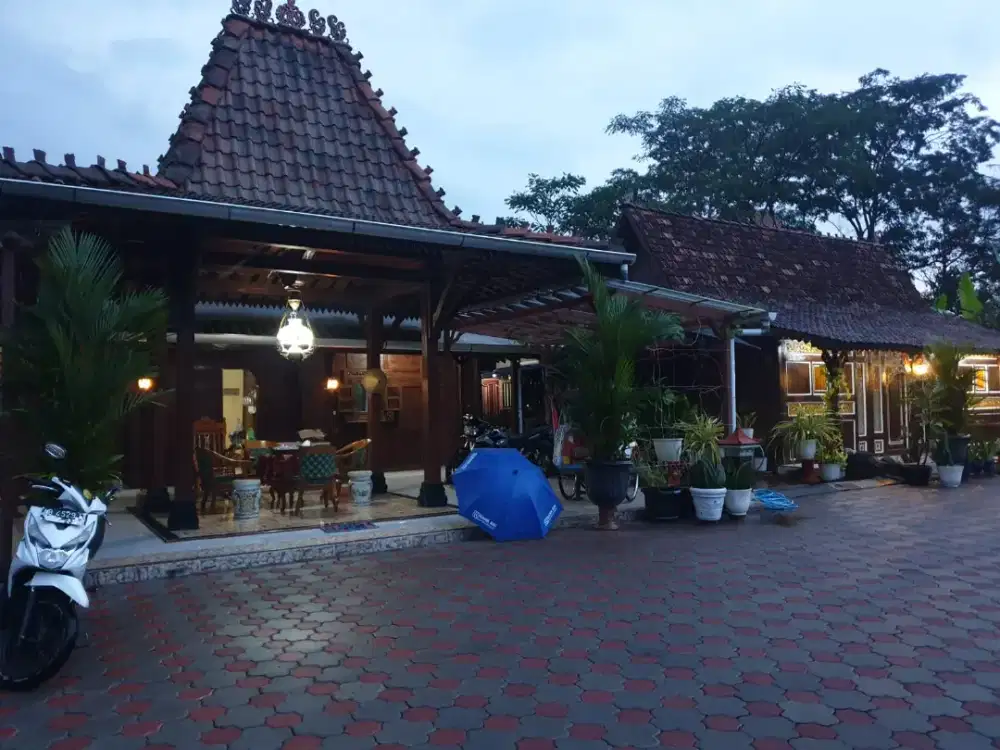 Jual Kebun & Rumah Joglo Jalan Kaliurang Dekat UII