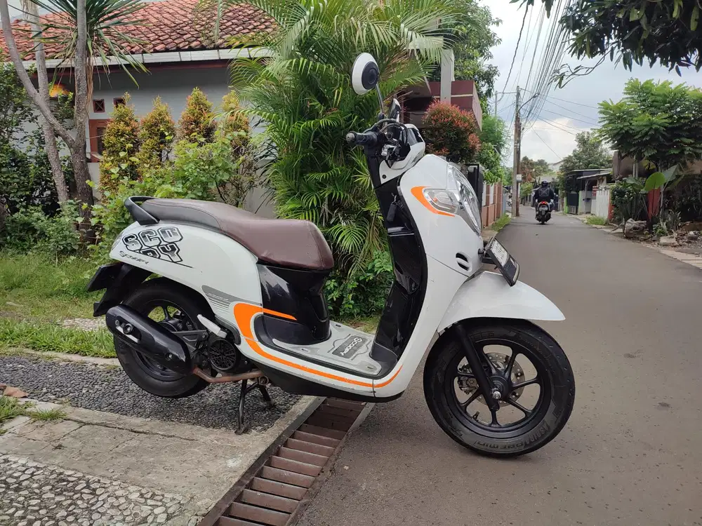 SCOOPY SPORTY TAHUN 2017 PAJAK HIDUP