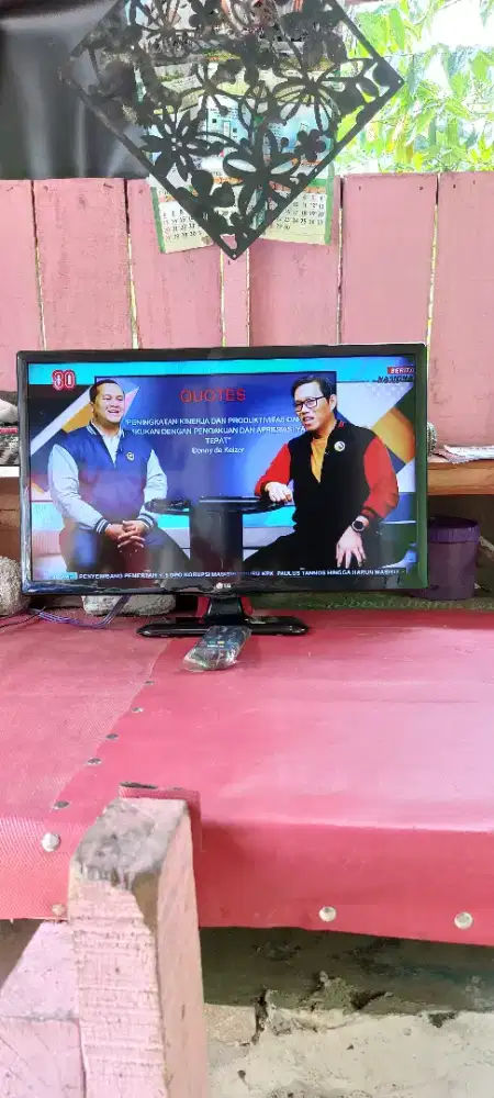 Tv monitor LG 24 inch