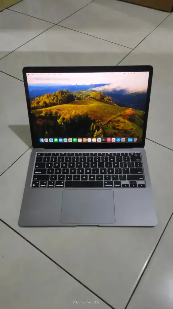 Macbook air 13inch 2020 m1 8/256gb