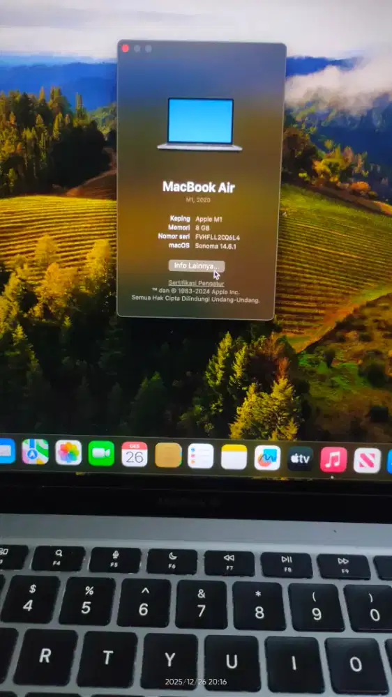 Macbook air 13inch 2020 m1