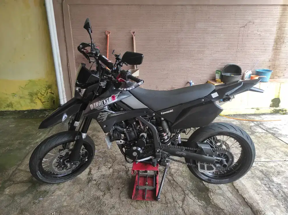 Kawasaki DTX 250 ( 2021 )