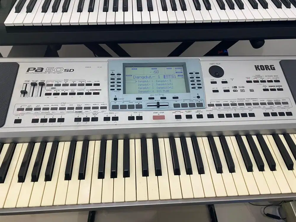 Dijual keyboard KORG PA 50 sd