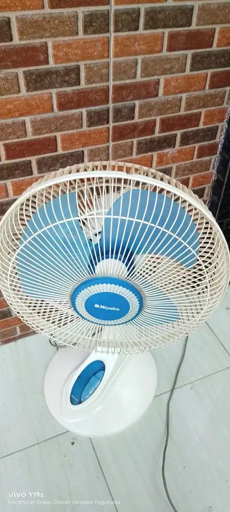 kipas angin duduk minyako sedang murah