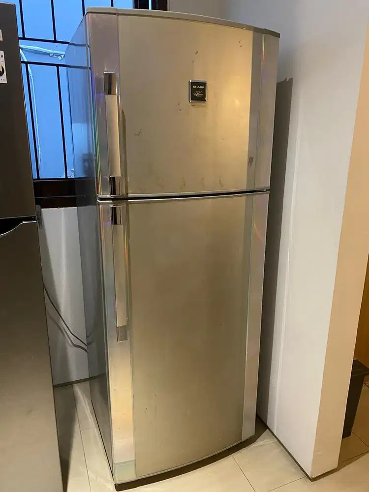 Kulkas 2 pintu Sharp
