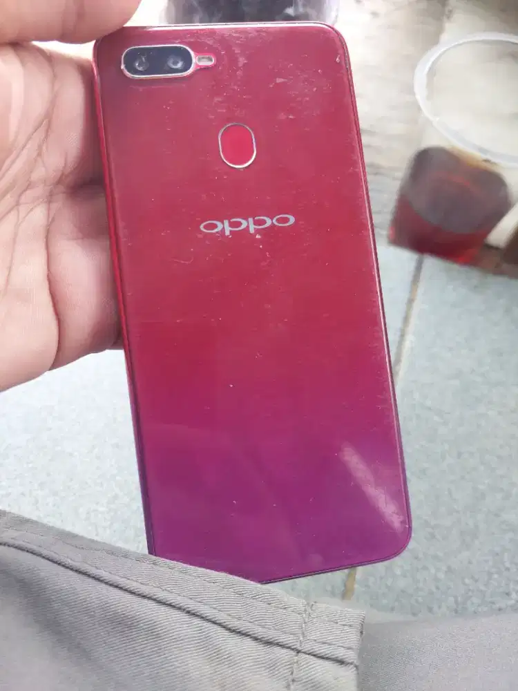 Oppo f9 ram 6/64 minus