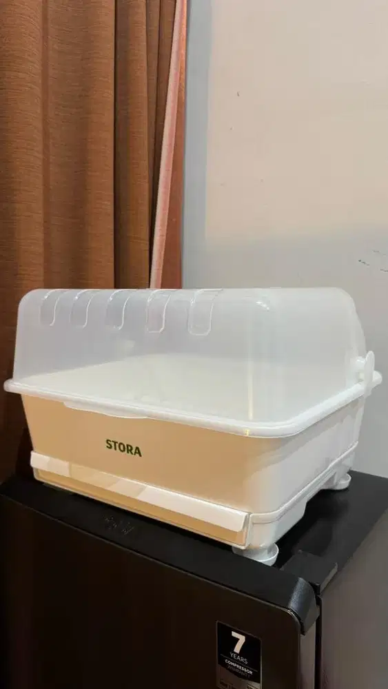 Rak piring Azko Stora