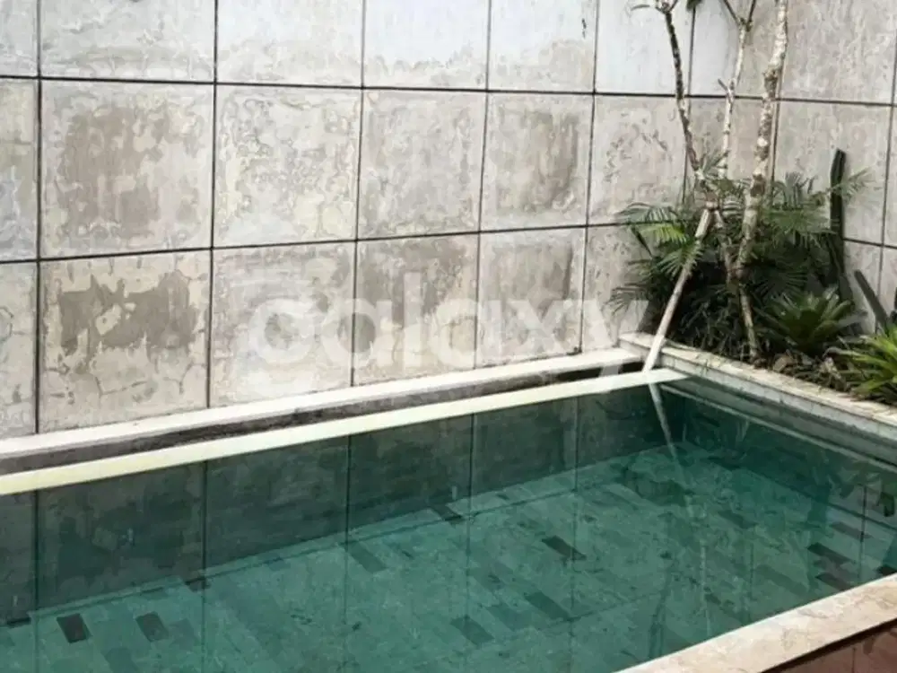 RUMAH SEMI VILLA 1 LANTAI DI PERUM MUTIARA KAMPIAL NUSA DUA BADUNG, BALI