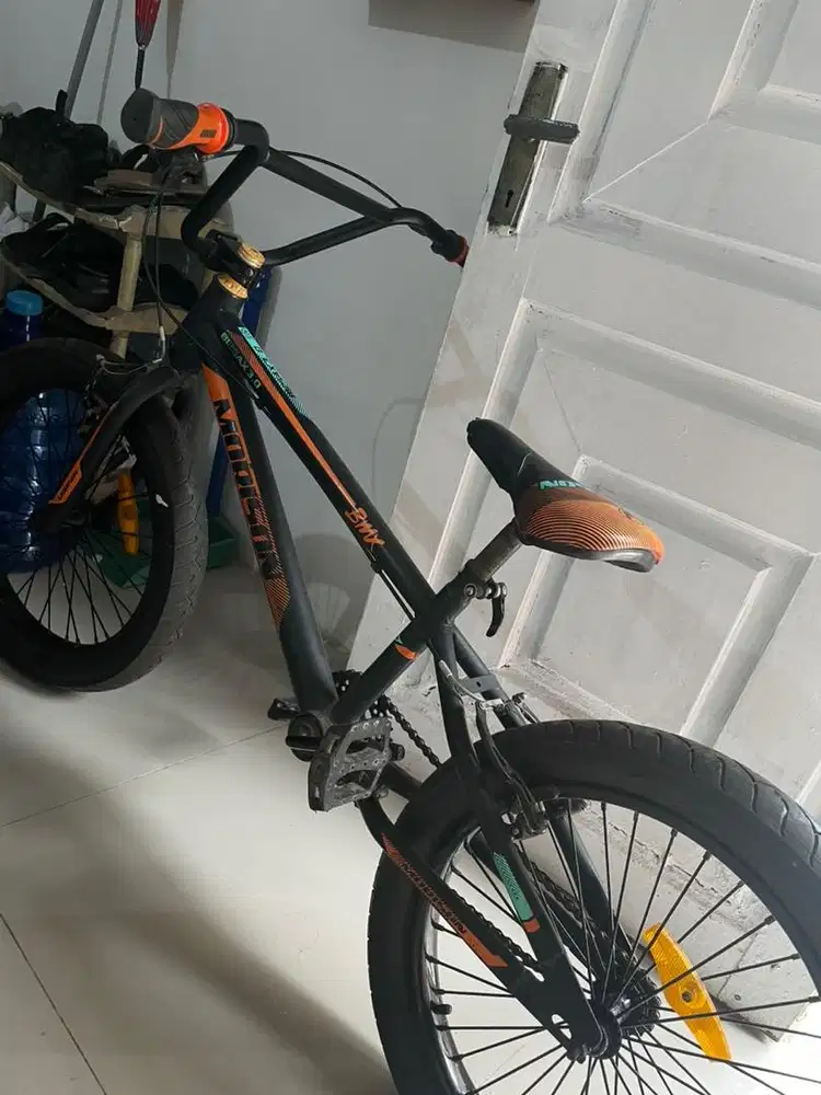 sepeda merek morison