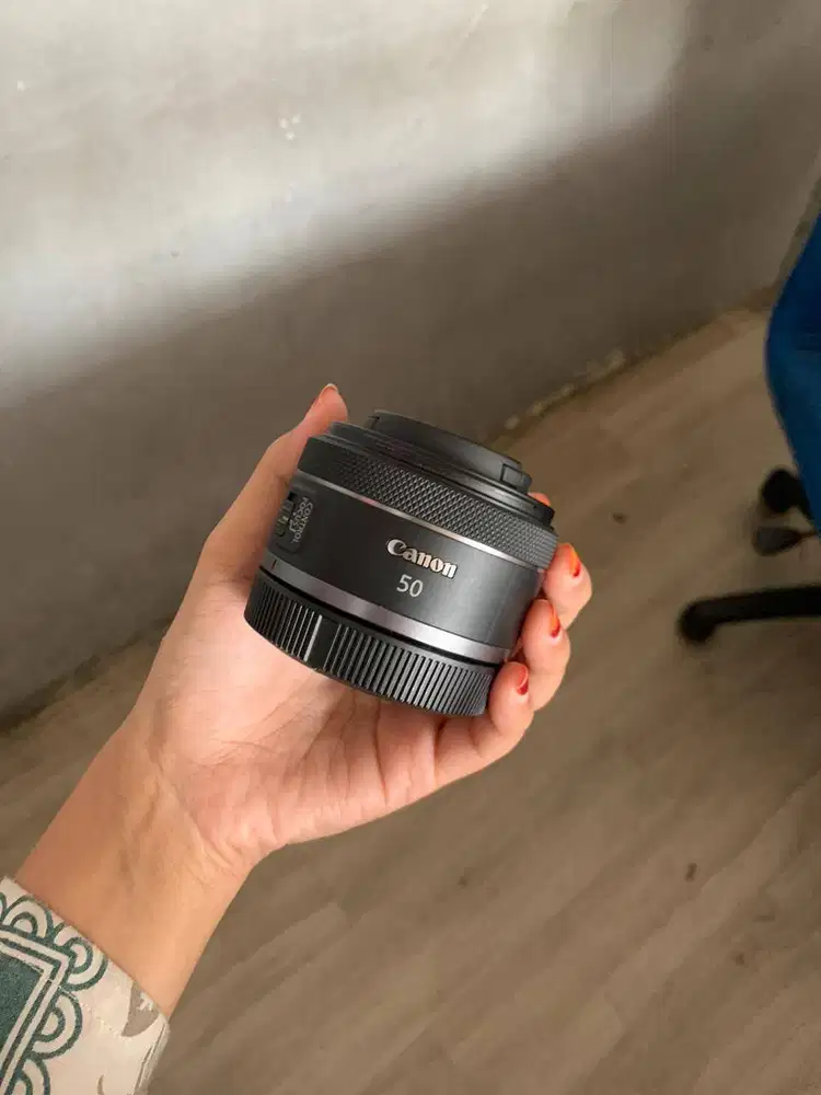 LENSA CANON RF 50MM F1.8