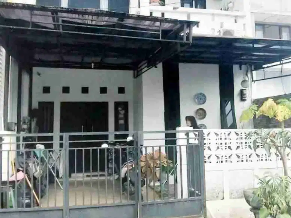 Jual cepat rumah 2 lantai di Depok Maharaja, Pancoran Mas Depok, Dekat tol Desari