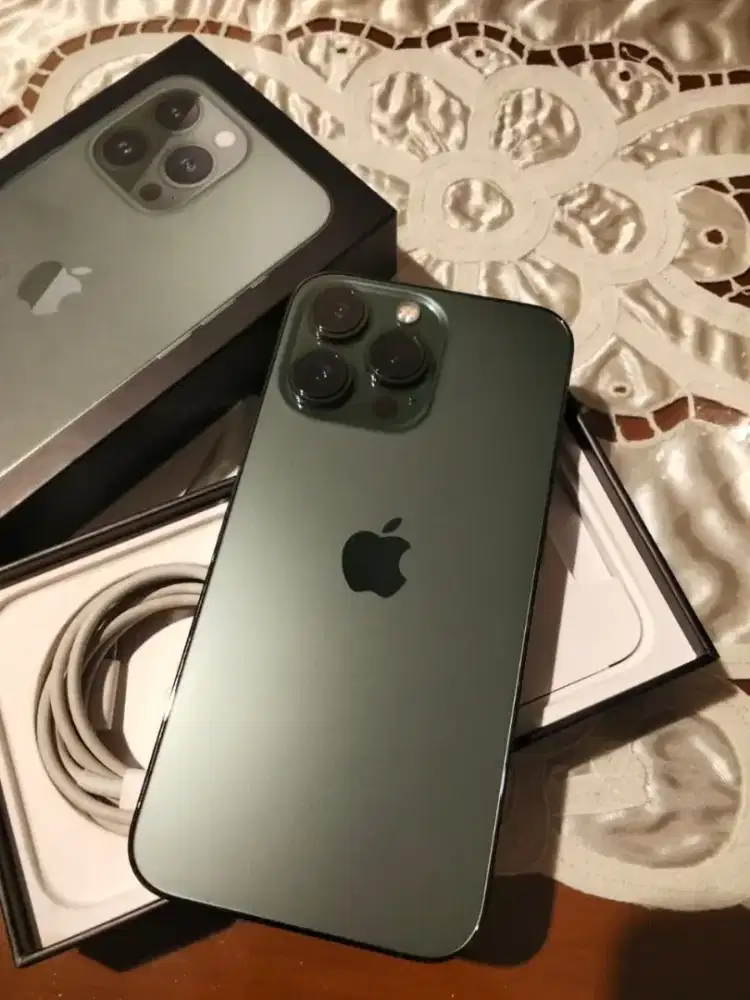 [Dijual] iPhone 13 Pro. iBox. Istimewa