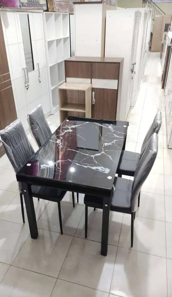 Meja Makan Kaca/Marmer Kursi 4