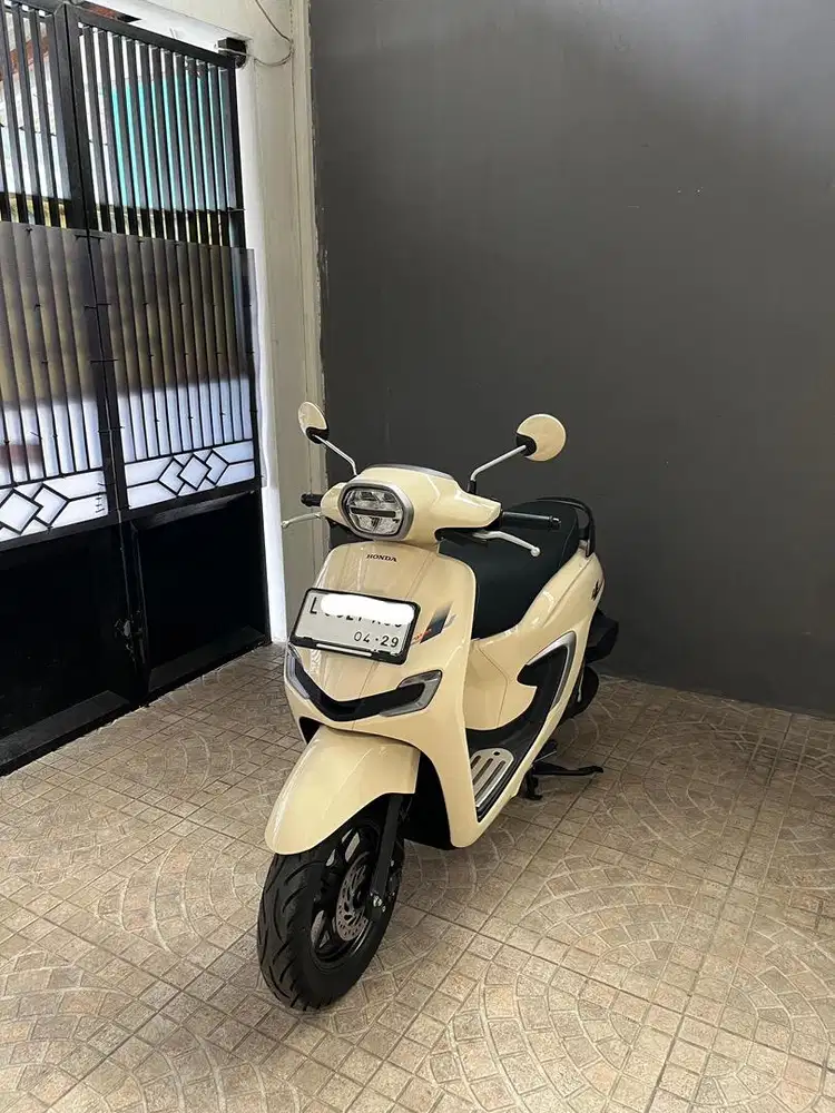 DIJUAL HONDA STYLO 160 LOW KM LIKE NEW!!