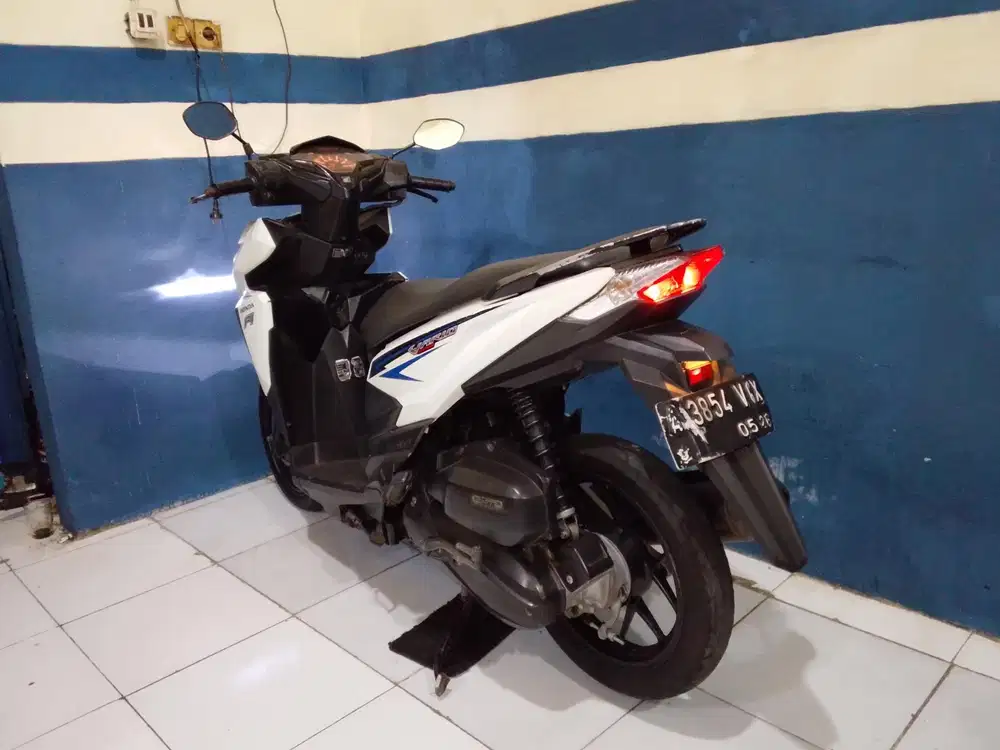 Jual cepat honda vario 125cc 2016 surat lengkap