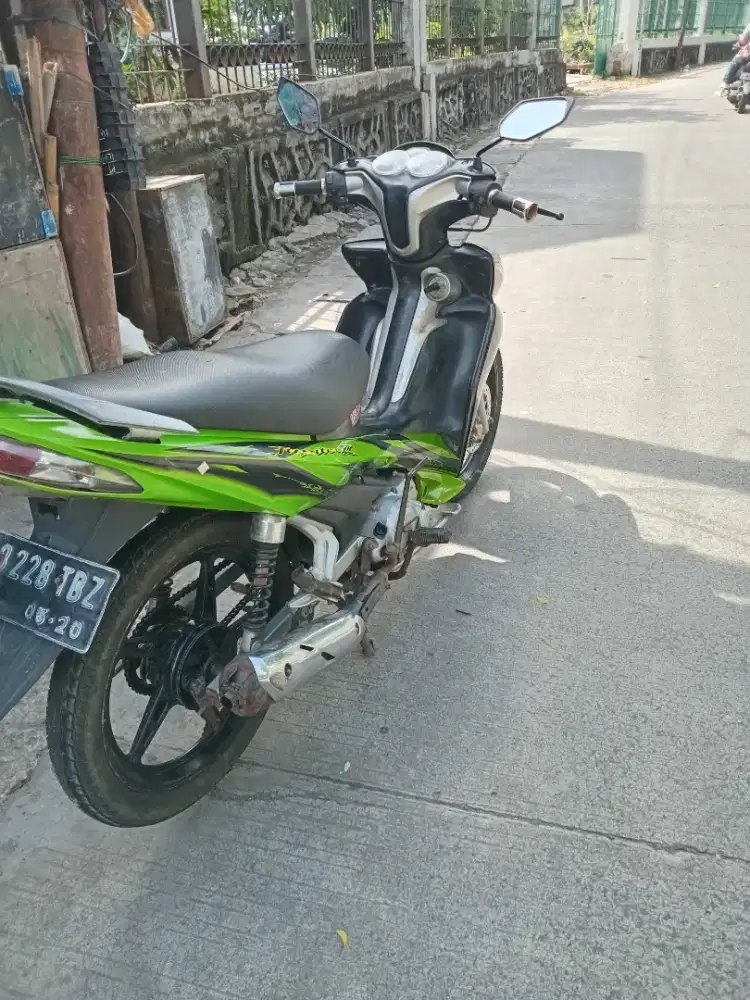 Di jual jupiterz robot nego  wajar gan