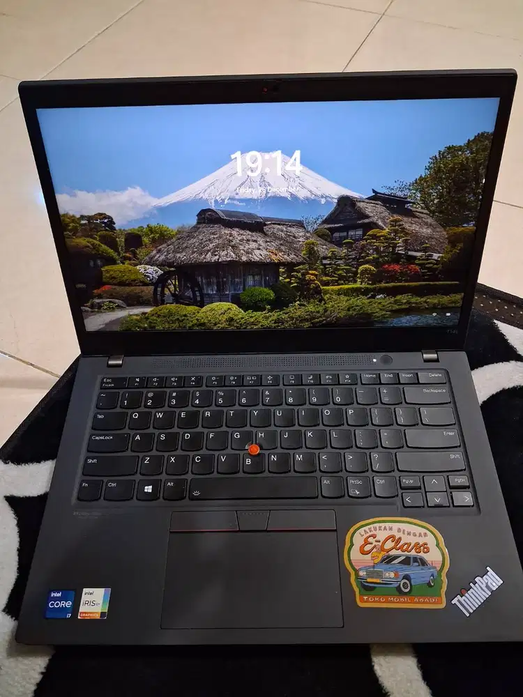 Leonovo T14s Touchscreen i7 gen 11 Irs graphic