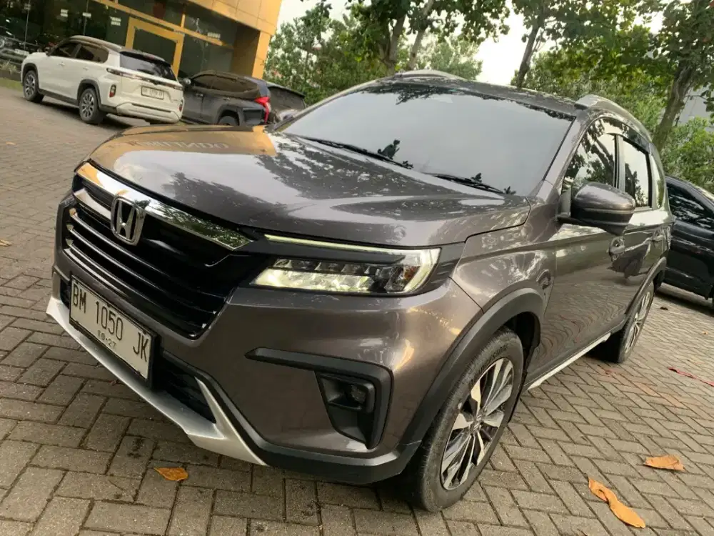 All new BRV Prestige Sensing 1.5 Matic 2022 km 20 RB