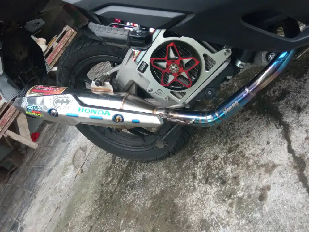 Knalpot new vario ori thailand