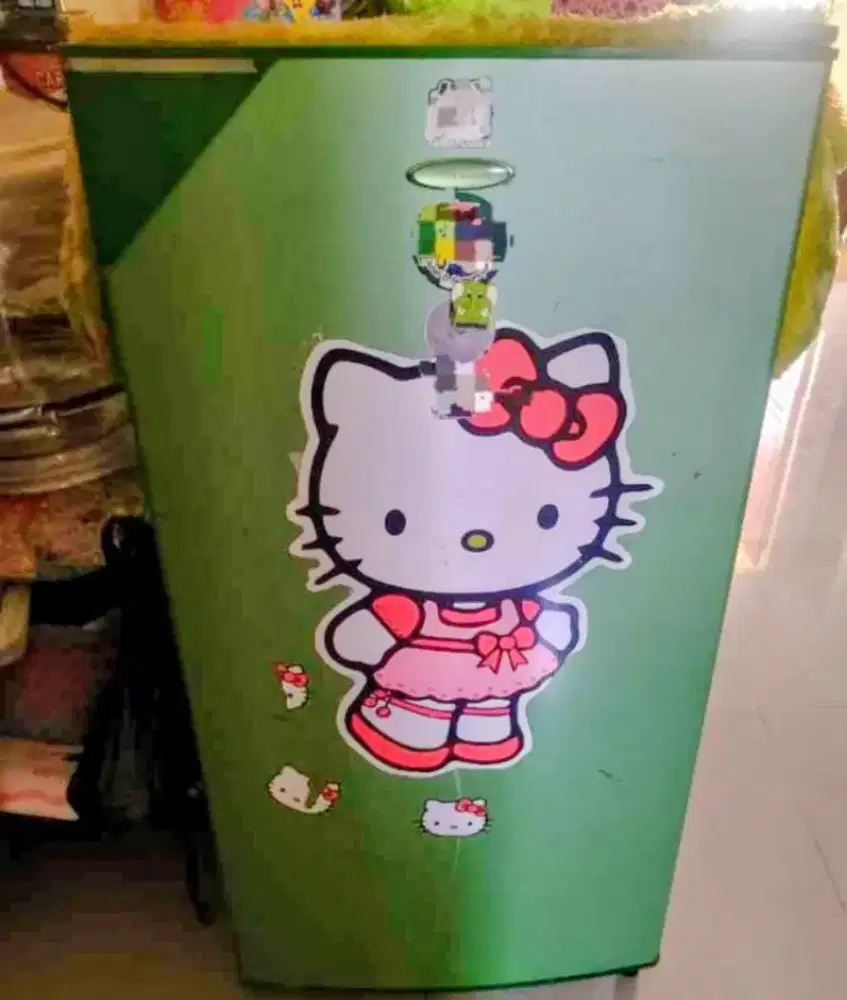 Kulkas Polytron 1 pintu