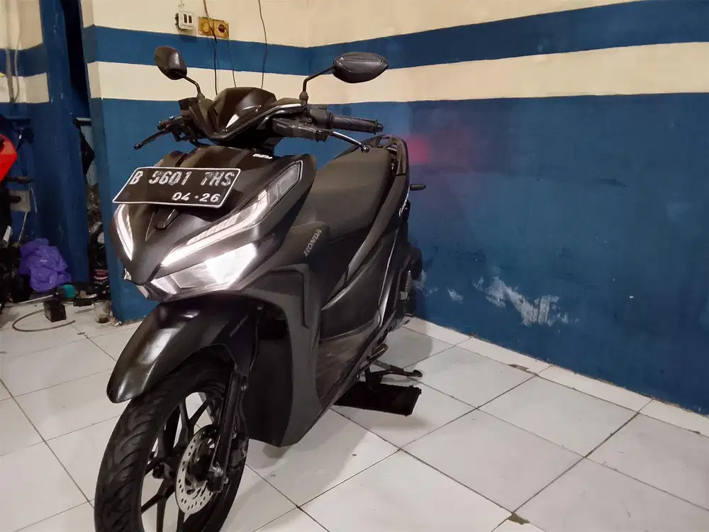 Di jual honda vario 125cc 2021 cbs iss Surat lengkap