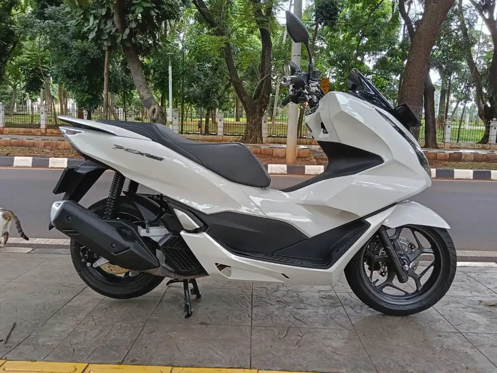 DP MINIM 3JTA CASH KREDIT NEW HONDA PCX 160 CBS ISS THN 2023 PAJAK ON