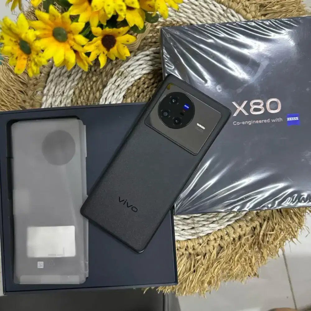 Vivo x80 Ram 12/256