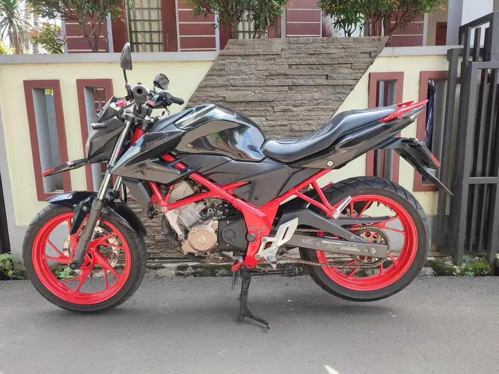 HONDA CB 150R TAHUN 2017