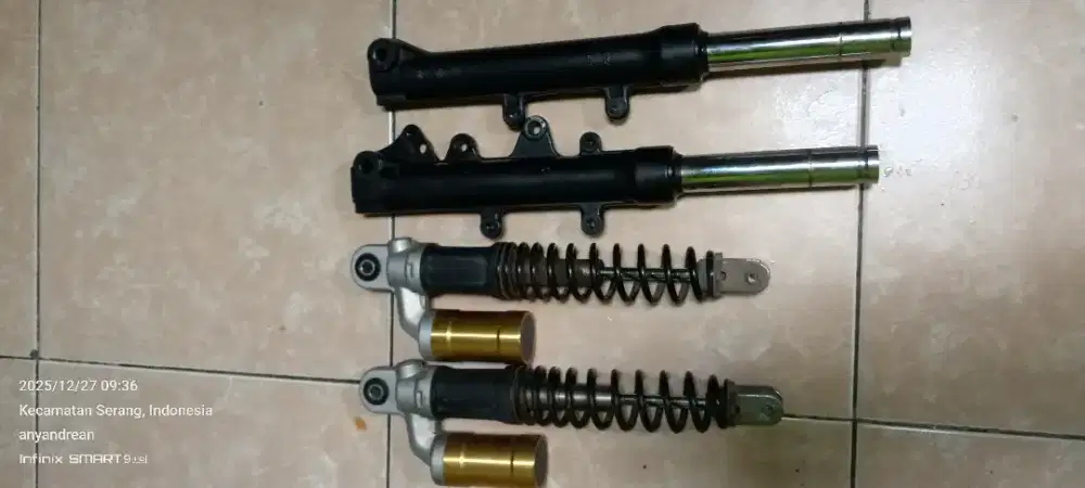 Shok depan ,shock belakang yamaha n max