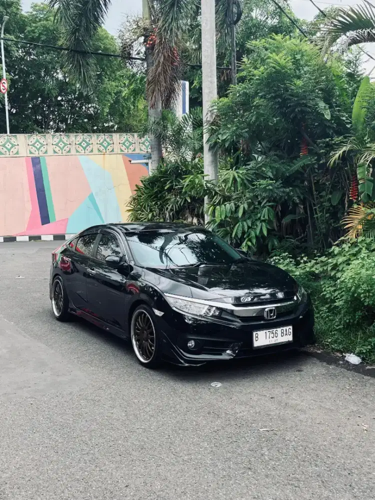 Civic turbo low km keren