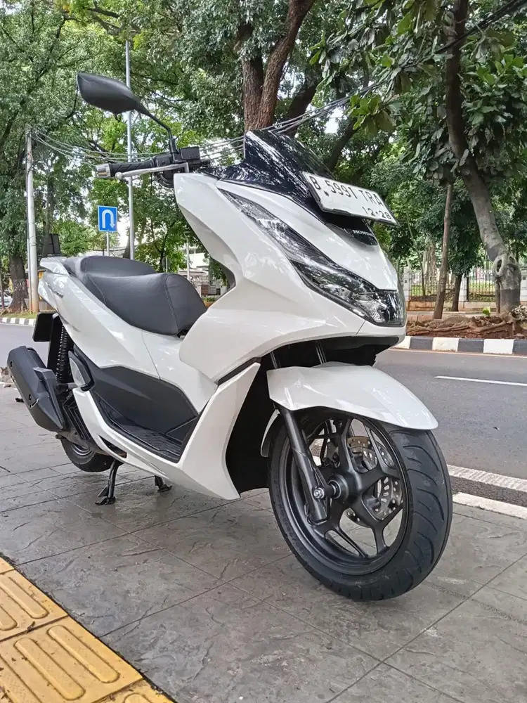 DP MINIM 3JTA CASH KREDIT NEW HONDA PCX 160 CBS ISS THN 2023 PAJAK ON