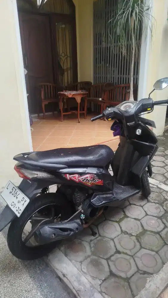 JUAL HONDA BEAT 2011 HITAM