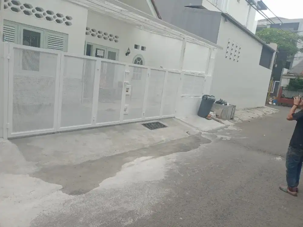 Pagar lipat plat bolong berklitas