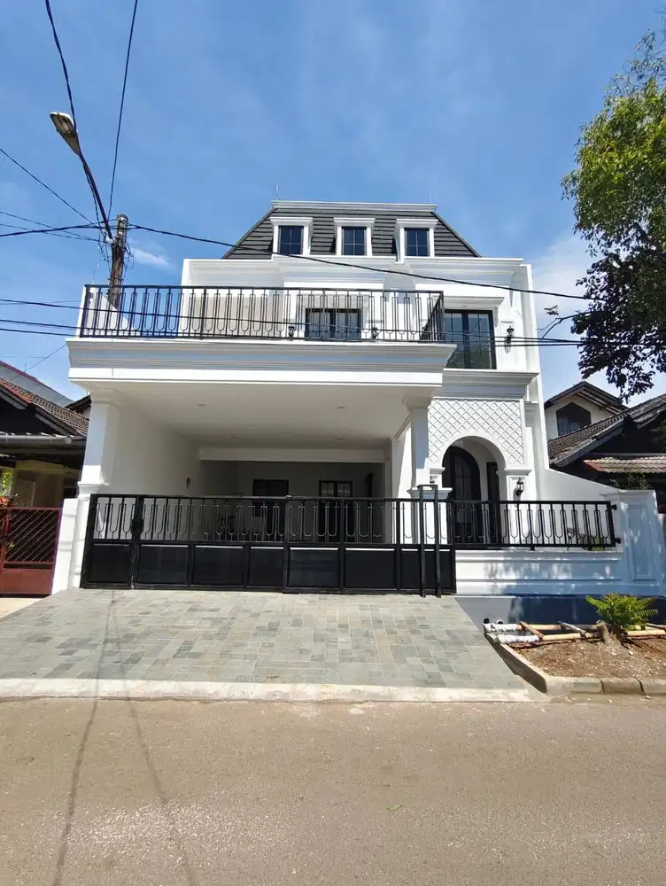 Dijual Rumah Strategis Dgn Swimming Pool di Bintaro Tangsel GB-17376