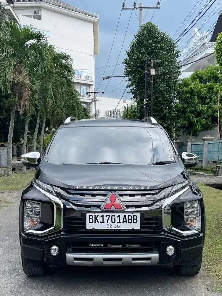 Mitsubishi Xpander Cross Premium 1.5 Matic 2020 Hitam