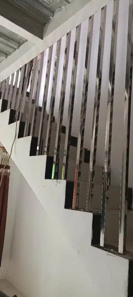 Pagar. Canopy stainles