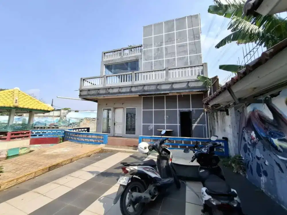 Disewakan lahan beserta bangunan butuh renovasi cocok untuk usaha