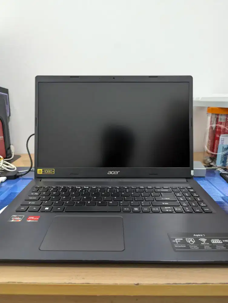 Laptop Acer Aspire 3 A315-23 512GB Ryzen 3 12GB Dual Channel Bekas