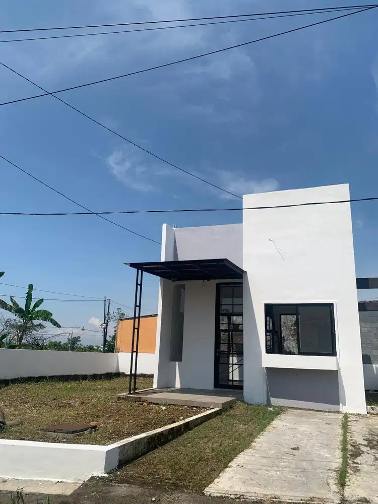 DI JUAL RUMAH SIAP HUNI 300 JTAN DI LINGKAR TIMUR SIDOARJO