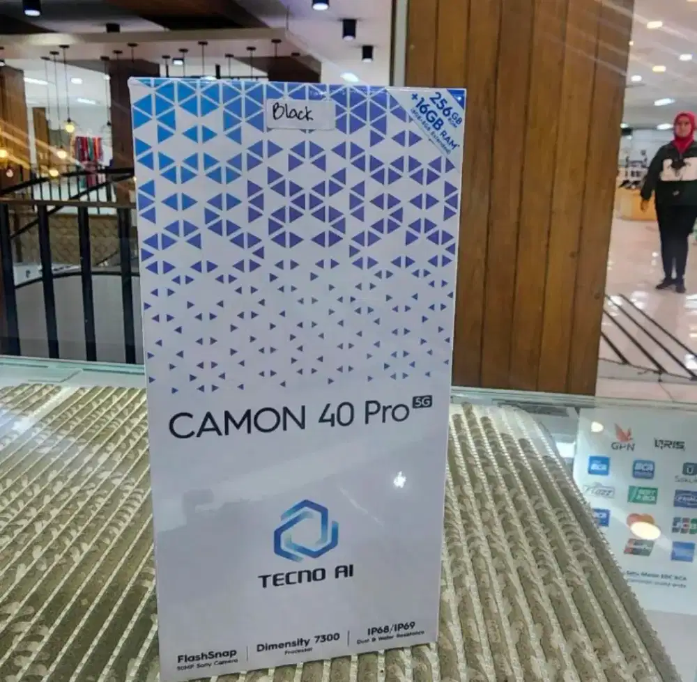 Tecno Camon 40 Pro 5G New Segel