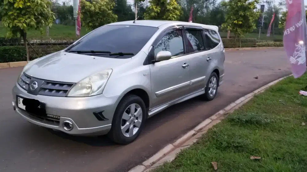 Nissan Grand Livina XV Manual 1.5