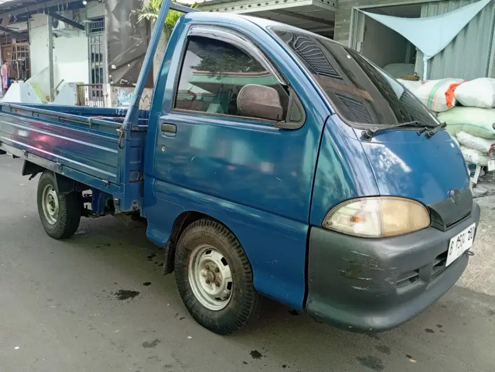 Daihatsu Espass 1.5 cc Pick Up Tahun 2005 ( Kalbulator)