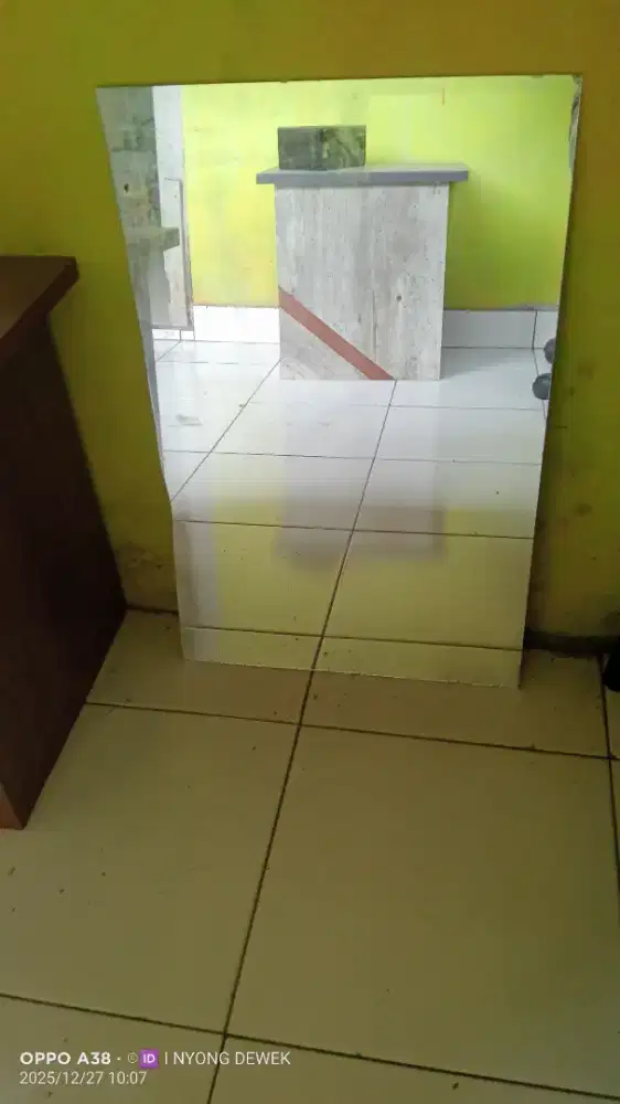 Cermin 2mm masih baru