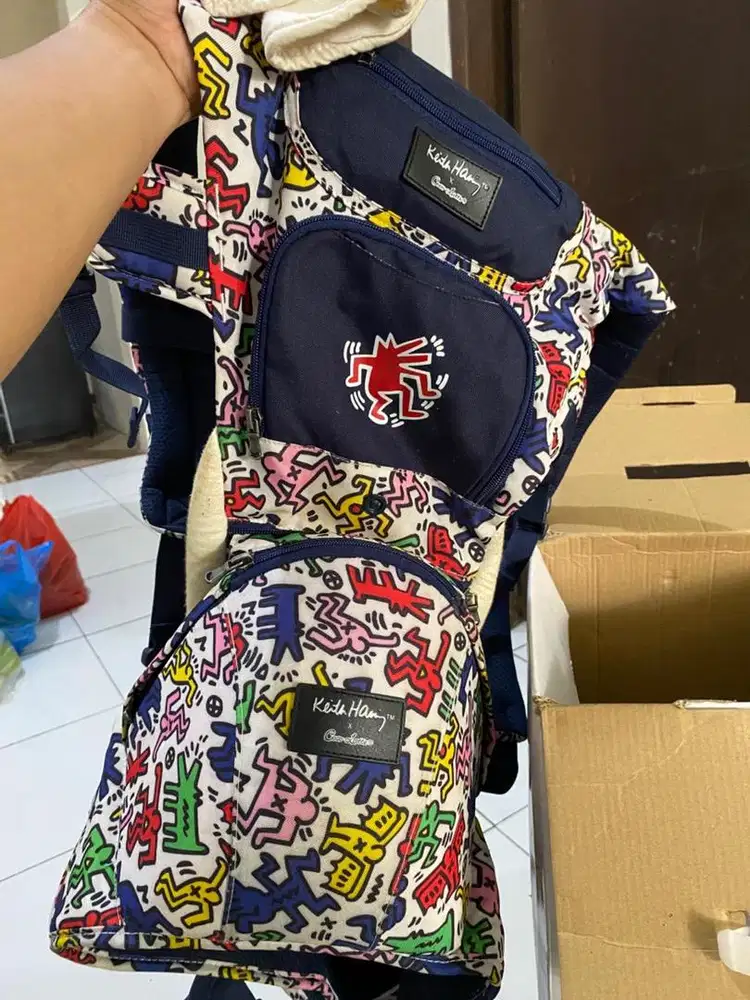 Jual Bundling Cocolatte Freefold, Snuggli dan Hipseat keith haring