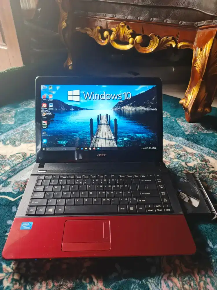 Laptop Acer Ram 10gb layar 14 inch siap pake no minus (Nego)