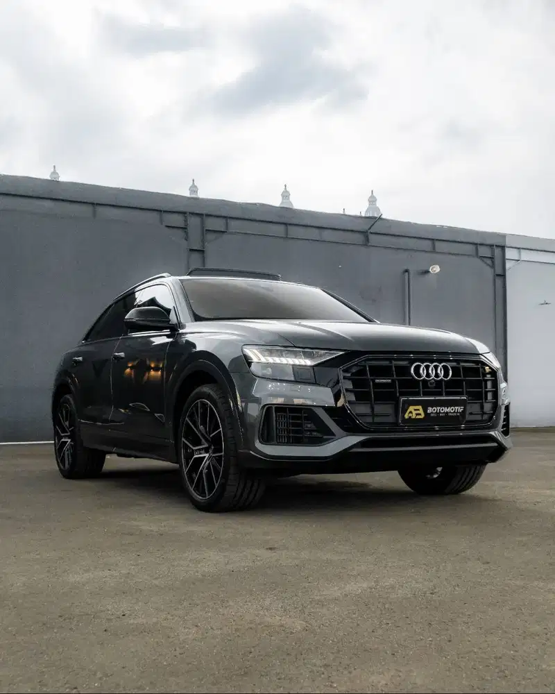 Audi Q8 55 TFSI 3.0 Quattro 2021 Daytona Grey Pearl