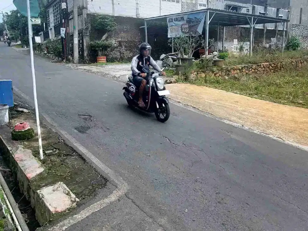 Dijual Tanah Pinggir Jalan Aspal Ramai Lalu lintas, Hanya 10 menitan dari UNNES,